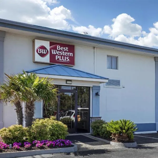 Best Western Plus Chesapeake Bay-Norfolk，位于诺福克的酒店