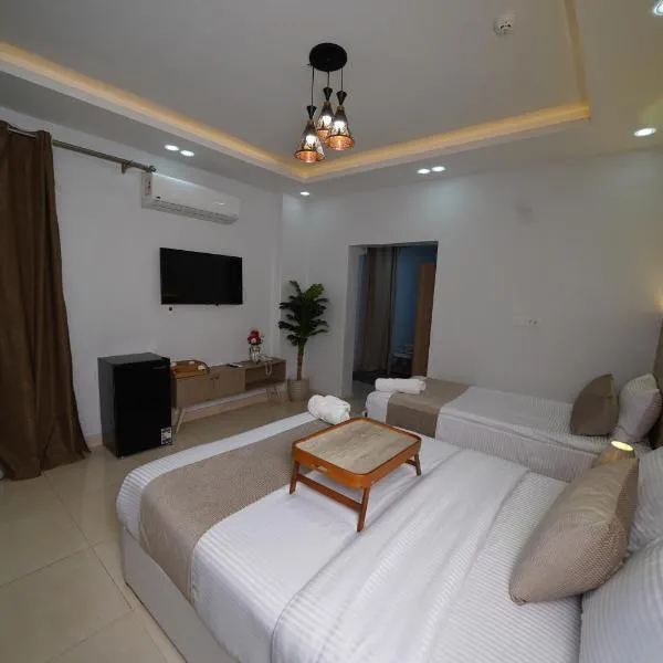 Triple garden view hotel，位于开罗的酒店
