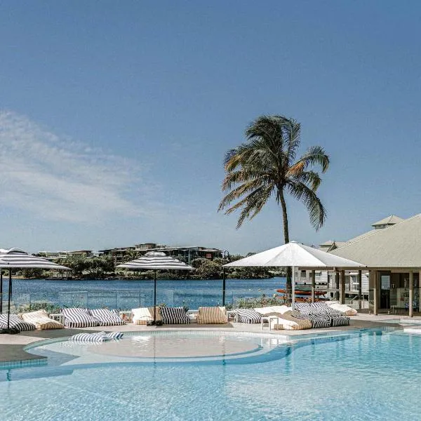 Novotel Sunshine Coast Resort，位于双水域的酒店