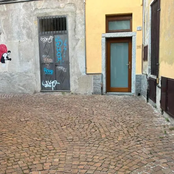 Al Vicolo，位于因特拉的酒店