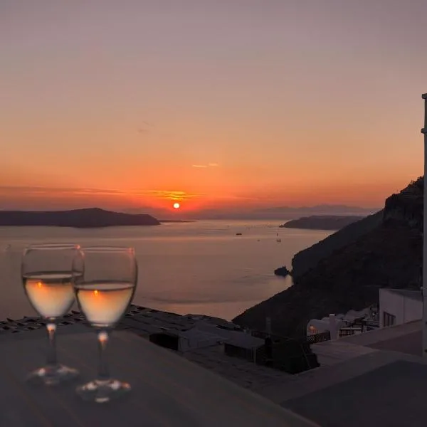 Tatakis Design Hotel, Fira，位于费拉的酒店