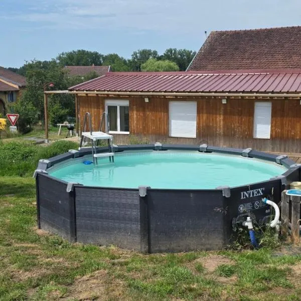 Domaine des Bois Fleuris，位于Frémifontaine的酒店