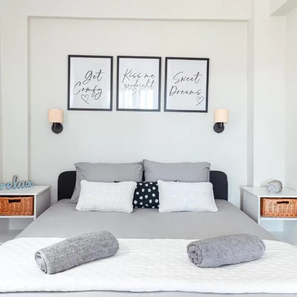 Sea & Sun Apartments，位于尼基季的酒店