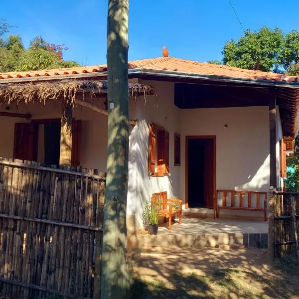 Casa Rústica Próxima a Milho Verde, 3 QUARTOS - São Gonçalo do Rio das Pedras, Serro，位于Sêrro的酒店