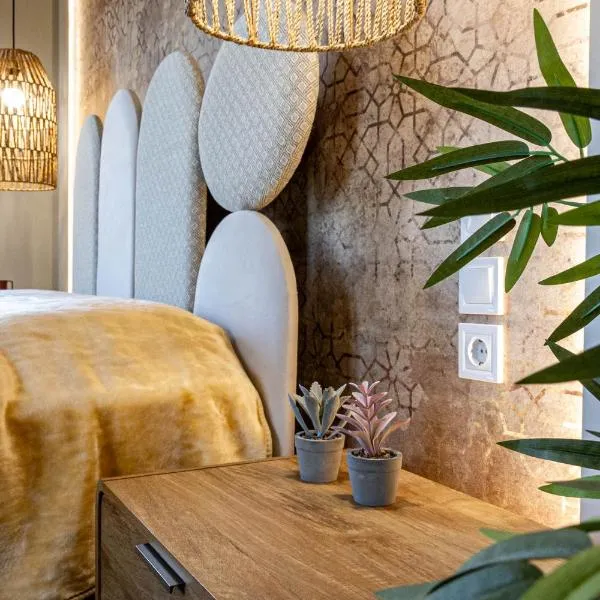 George V Luxury Apartments - Room 4，位于基利尼的酒店