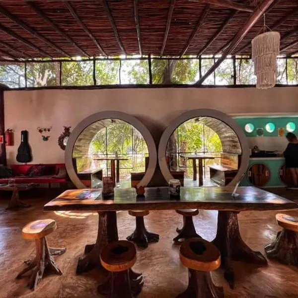 Hostal Mulut Tulum，位于图卢姆的酒店