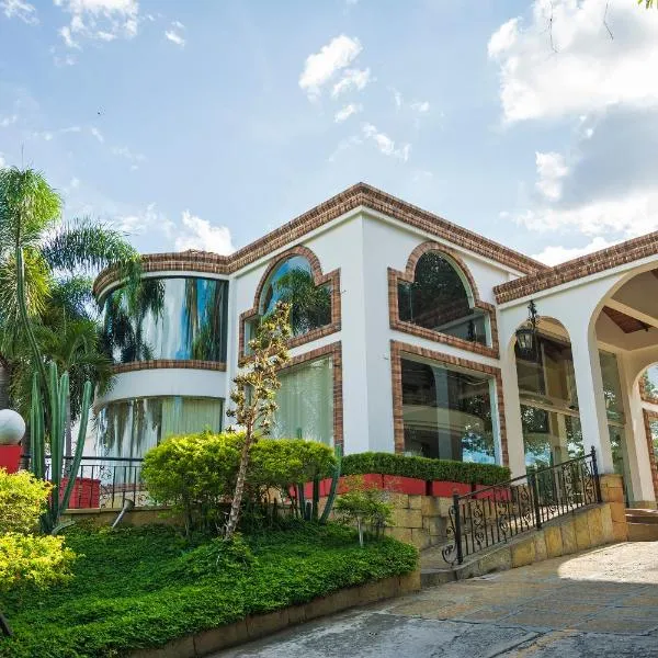 Hotel San Juan Internacional，位于布卡拉曼加的酒店