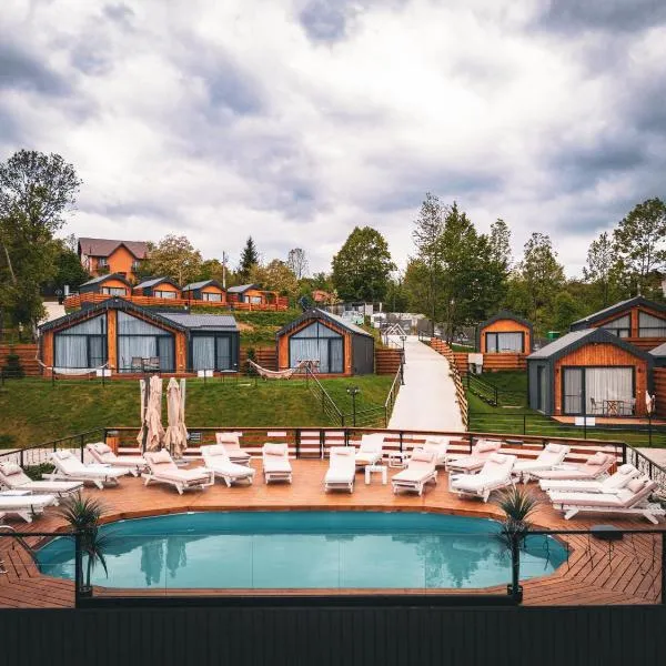 Moon Village Comarnic，位于锡纳亚的酒店