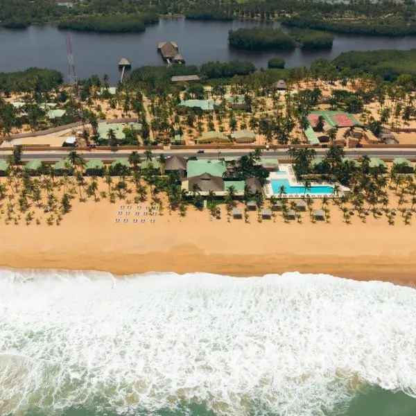 Casa Del Papa Resort，位于Ouidah的酒店