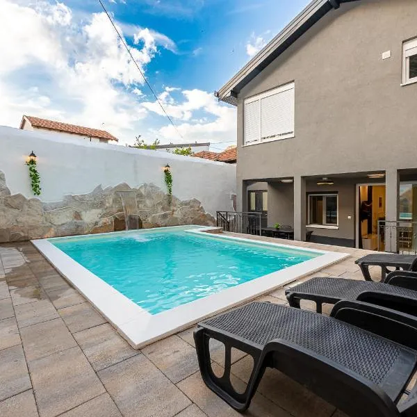 Villa Waterfall Mostar near Old Bridge，位于莫斯塔尔的酒店
