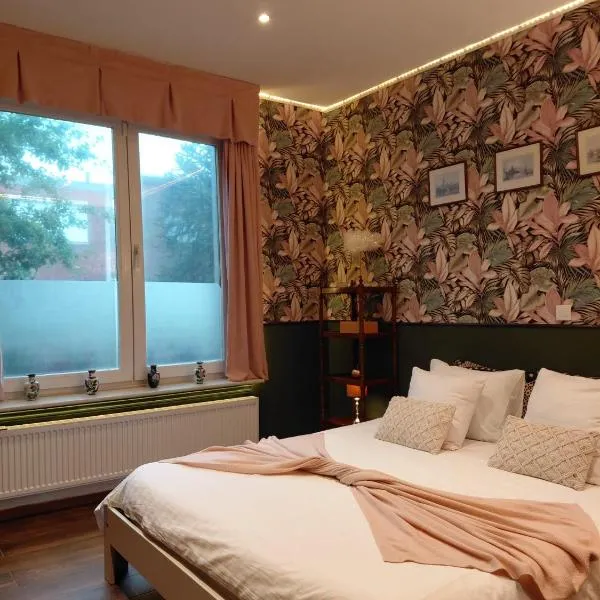 B&B Fleur，位于Schoten的酒店