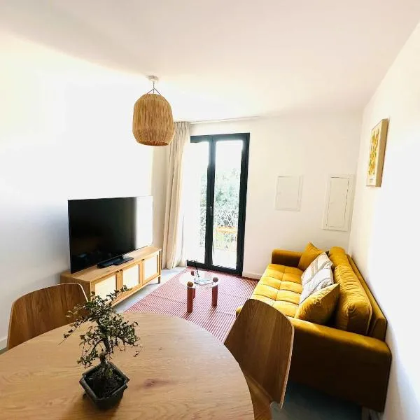 Les Suites du Parc - Face au parc Simone Veil appartement d'exception de 2 chambres au coeur de la ville，位于塞特港的酒店