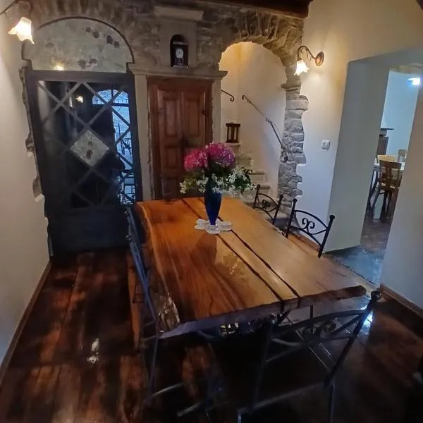 Eva house 1，位于法纳诺的酒店