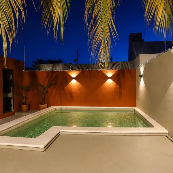 Casa con Piscina en Chixchulub a 100 m de la playa，位于希克苏鲁伯的酒店