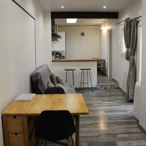 Appartement MIFA，位于弗龙蒂尼昂的酒店