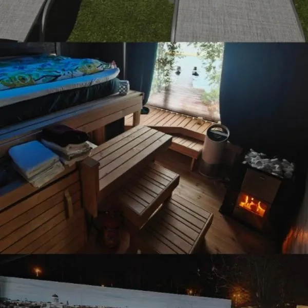 Relax & Recharge - a Unique Suite with a Touch of Luxury - Hot Tub and Sauna Inspired Decor #NOT A REAL SAUNA# Easy City Access - direct train 15 min to city，位于赫尔辛基的酒店