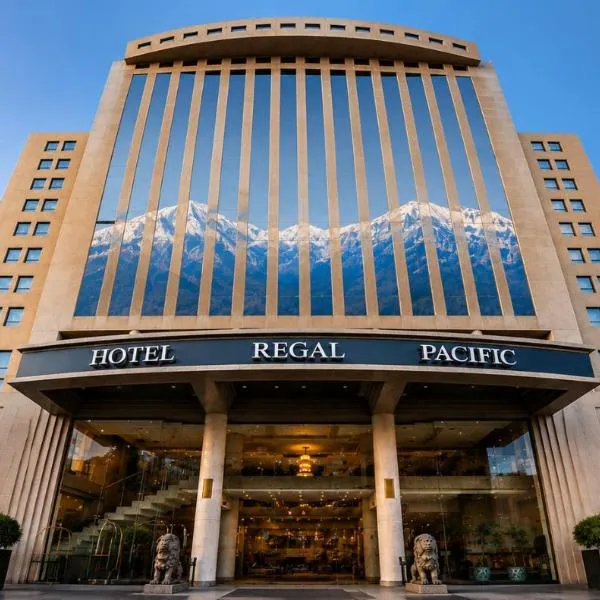 圣地亚哥富豪太平洋大酒店,位于圣地亚哥的酒店