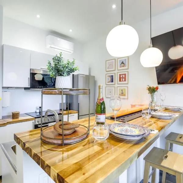 Luxury Barndo 2AN Europe Style Farm Stay Chickens，位于Jefferson City的酒店