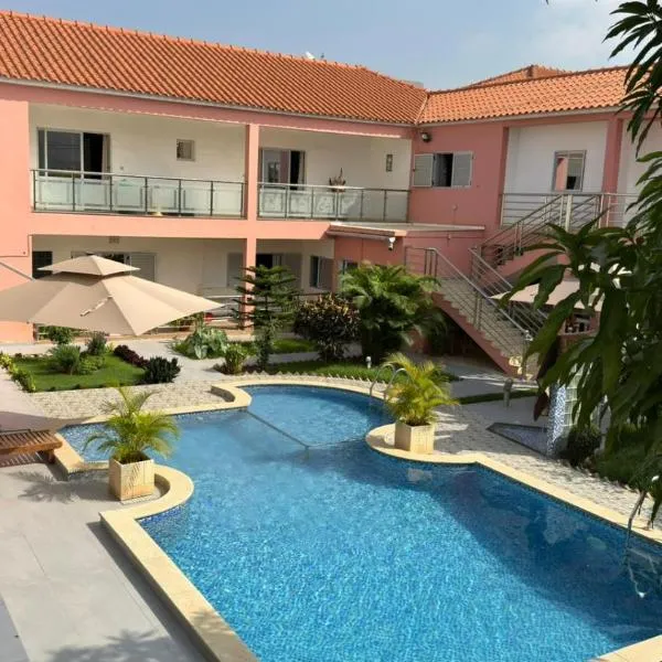 Residencial Ru-B，位于罗安达的酒店