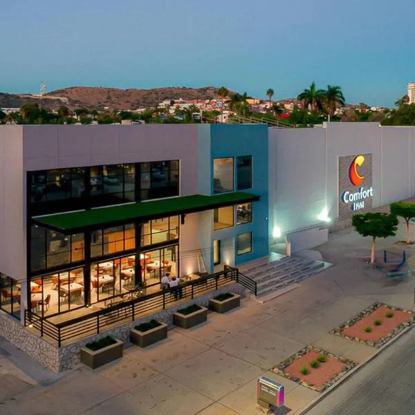 Comfort Inn Hermosillo Pitic，位于埃莫西约的酒店