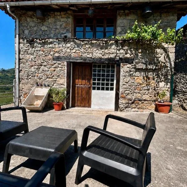 Apartamento Rural El Nisperu，位于坎加斯-德奥尼斯的酒店