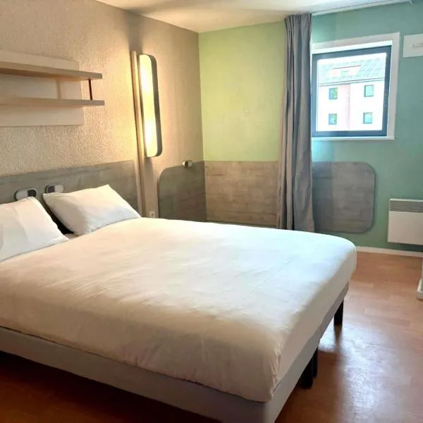 ibis budget Valenciennes Petite-Forêt,位于珀蒂福雷的酒店
