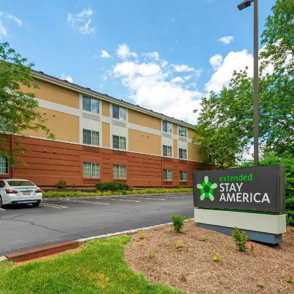 Extended Stay America酒店 - 皮斯卡塔韦 - 罗格斯大学，位于Randolphville的酒店