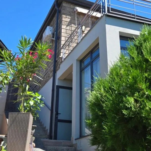 Ararat Terrace House，位于Ashtarak的酒店