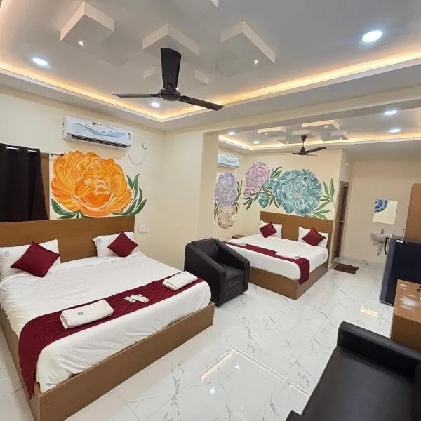 Jay & Jas Hotel,位于蒂鲁帕蒂的酒店