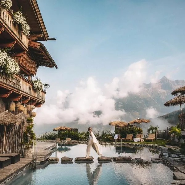 Jufenalm BOHO & Wellnesshotel，位于玛丽亚阿尔姆的酒店