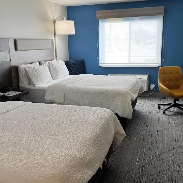 Holiday Inn Express Deforest Madison Area by IHG，位于De Forest的酒店