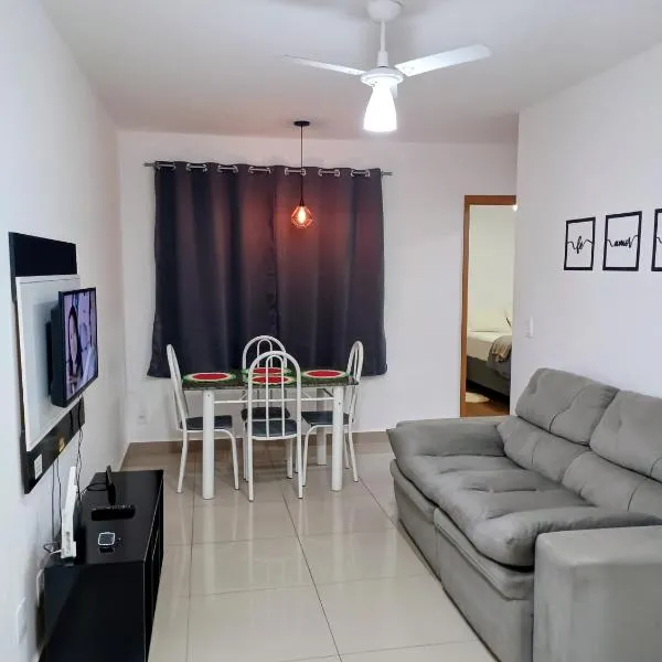 Apartamento 5 minutos do parque de exposições，位于马林加的酒店