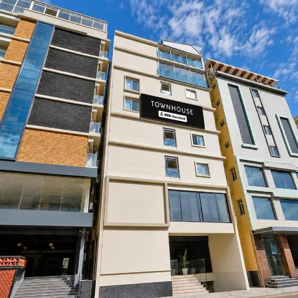 Townhouse Whitefield Metro Station Formerly Add In Rooms，位于班加罗尔的酒店
