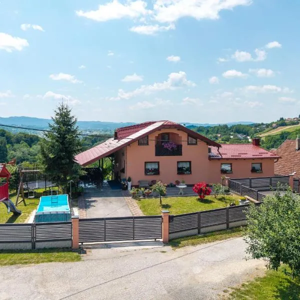 Kuća za odmor Mateja Varaždinske Toplice，位于瓦拉日丁托普利采的酒店