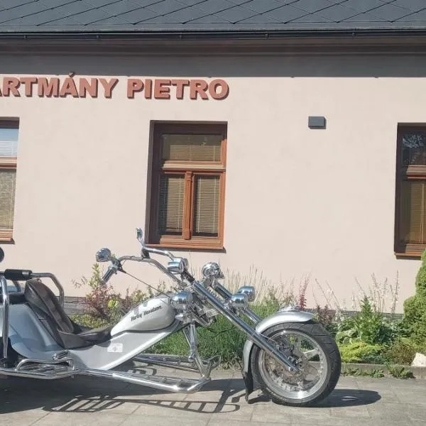 APARTMÁNY PIETRO，位于奥拉夫斯基波扎莫克的酒店