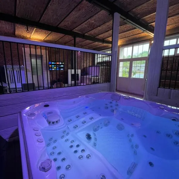 Le Gîte des Ecuries SPA, Domaine de Foreste，位于Foreste的酒店