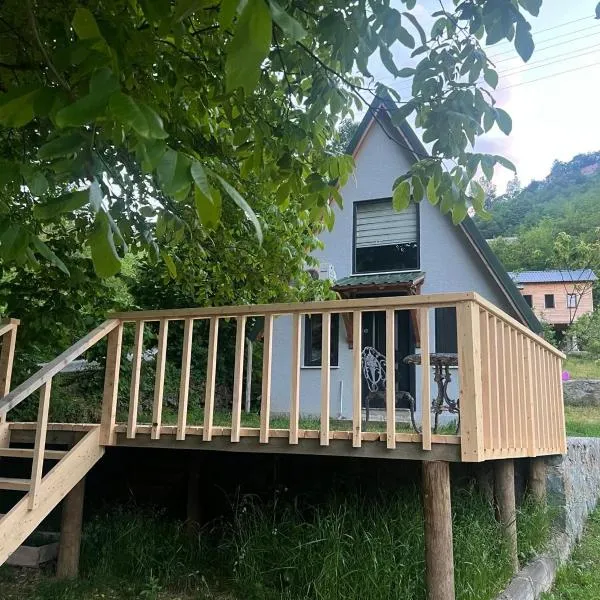 Ali's House,位于Güzelce的酒店