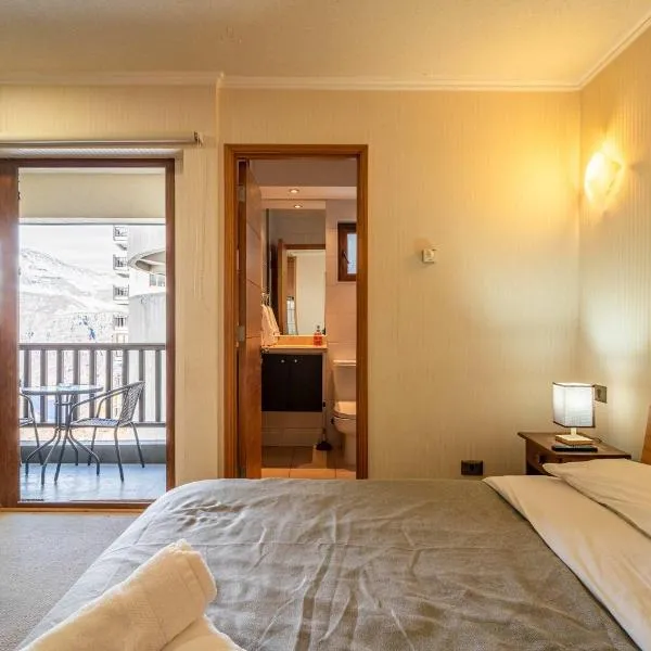 HOM I Studio SKI OUT 3PAX en Valle de Condores 1,位于法洛伦斯的酒店