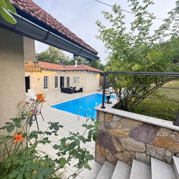 Villa RELAX Miševići，位于萨拉热窝的酒店