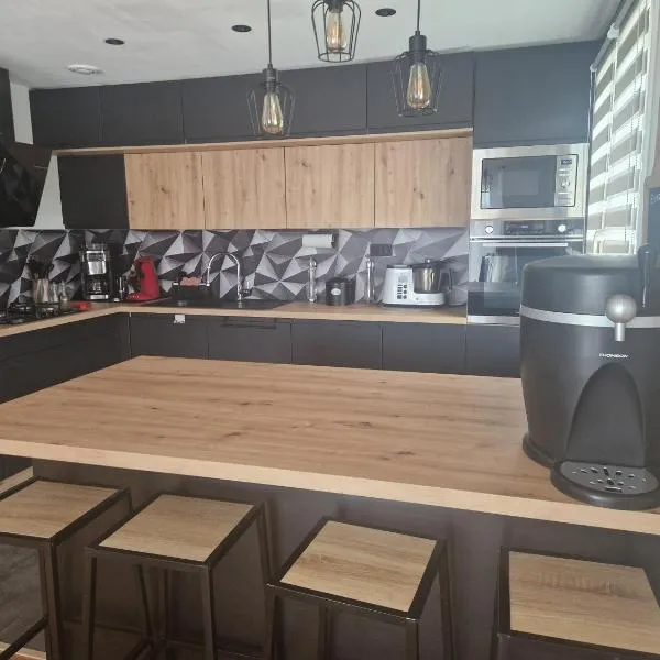 La fontenelle,位于Lingreville的酒店