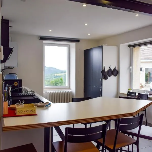 L'atelier de Mathieu meublés de tourisme classés，位于Saint-Rémy-sur-Durolle的酒店