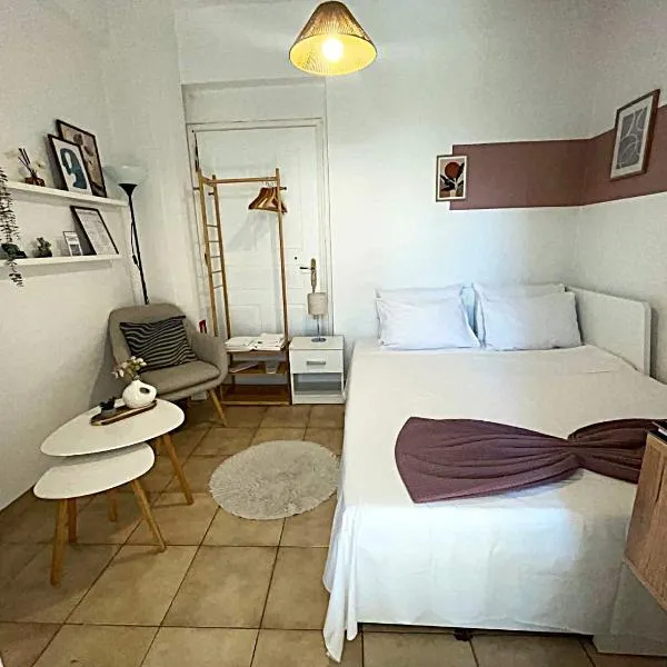 The Nest - Cozy Stay in Arcadia，位于特里波利斯的酒店