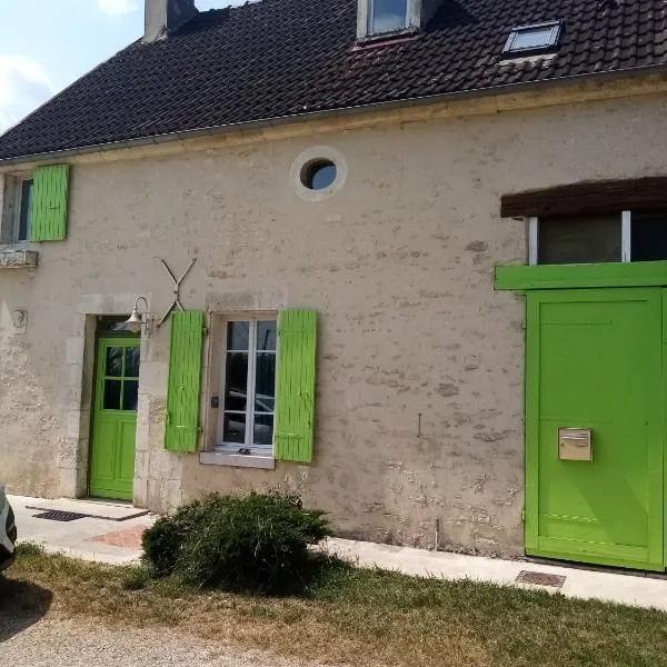LA Vinee Gîte max 8 pers, maison familiale，位于Lain的酒店