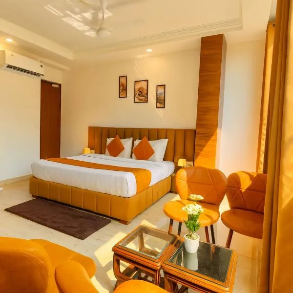 Hotel La Casa, Amritsar #swimming pool #prime location #luxury rooms #best selling hotel near golden temple，位于阿姆利则的酒店