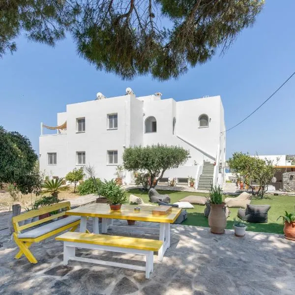 Crystal Dream Paros，位于帕罗斯岛的酒店