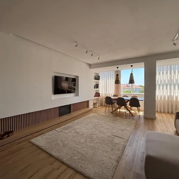 Vila apartment, free parking，位于卡斯卡伊斯的酒店