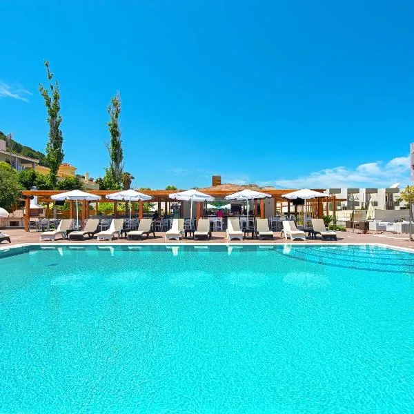 Sunny Days Hotel，位于依克希亚的酒店