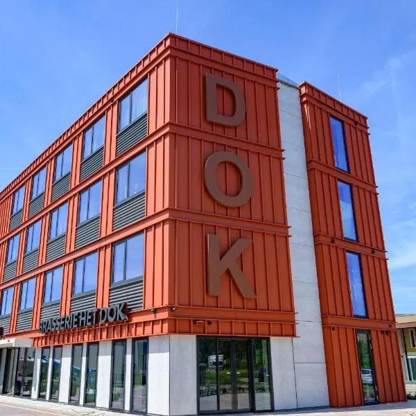Hotel het Dok，位于艾默伊登的酒店