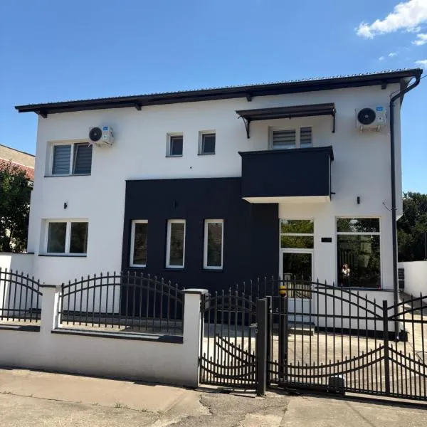 Apartmani Harmonija，位于Vrbas的酒店