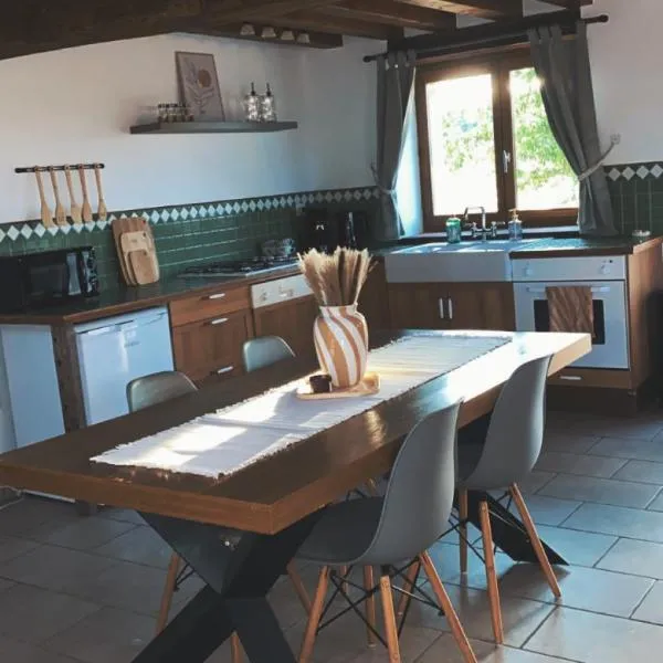 Gîte des Charbonneaux,位于Avrée的酒店